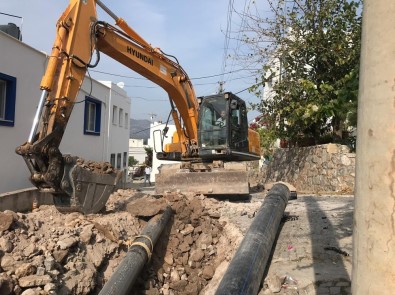 Büyükşehir Ortakent-Yahşi'nin Su Sorununu Çözüyor