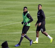 BURAK YıLMAZ - Hazırlık Maçı Açıklaması Beşiktaş Açıklaması 1 - Helmond Sport Açıklaması 0