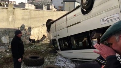 Muğla'da Okul Servisi Kaza Yaptı Açıklaması 12 Yaralı