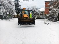 SASKİ Ekipleri Karla Mücadele İçin Sahada Görevinin Başında