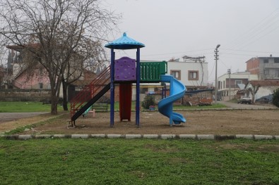 Turgutlu Belediyesinden Çocukları Sevindiren Çalışma