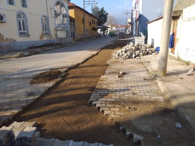 Efeler'de Altyapı Çalışmaları Hız Kesmeden Devam Ediyor
