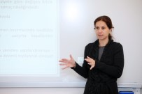 'Kadınlar Ve Erkekler Krizden Eşit Etkileniyor'