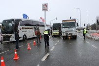 Kar Ve Tipi Nedeniyle Elazığ'dan 2 Şehre Ulaşıma İzin Verilmiyor Haberi