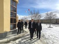 MEHMET HALİS AYDIN - Kaymakam Aydın'dan Kapıköy Sınır Kapısına Ziyaret