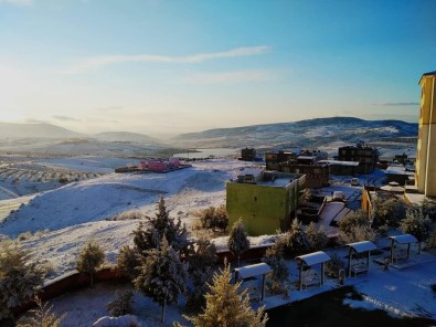 Kilis'e Yılın İlk Kar Yağışı