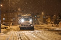 ÜMIT TOKCAN - Kocasinan'da Kar Temizleme Çalışmaları Aralıksız Sürüyor