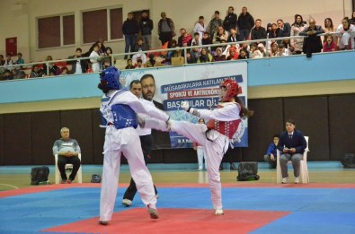 Okullararası Tekvando Yıldız Kız Ve Erkekler İl Birinciliği