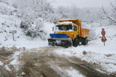 Zonguldak'ta 43 Köy Yolu Ulaşıma Kapandı