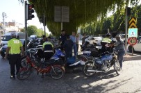 TRAFİK DENETİMİ - Adana'da Motosiklet Sürücülerine Denetim