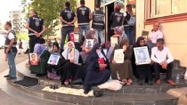 MEHMET AKAR - Diyarbakır Annelerinin Oturma Eylemi Sürüyor