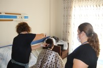 SOSYAL SORUMLULUK PROJESİ - Hastaların Saç Bakımı Kursiyerlerden