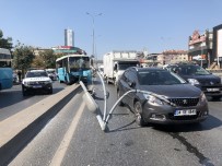 SAĞLIK EKİBİ - Özel Halk Otobüsü Orta Refüje Çıktı Açıklaması 5 Yaralı