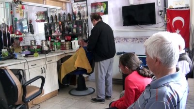 Saçlara Şekil Vererek Geçen Ömür