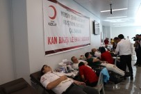 Sağlık Çalışanlarından Kan Bağışı