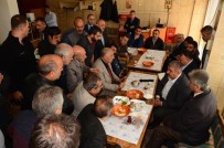 Sunar, Kahvaltıda Esnaflarla Buluştu