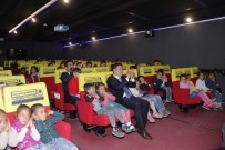 SİNEMA SALONU - Erciş'teki Öğrenciler İlk Kez Sinemayla Buluştu