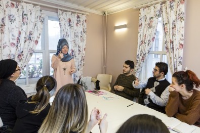 Eyüpsultan'da Türk İşaret Dili Kursu Başlıyor
