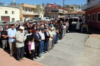 KATİL ZANLISI - Kayseri'de Eşinin Öldürdüğü Kadın Toprağa Verildi