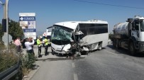 SARıKEMER - Tur Otobüsü Kaza Yaptı, Çok Sayıda Turist Yaralandı