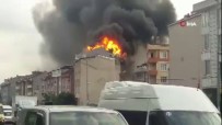 ÇATI YANGINI - Bağcılar'da 5 Katlı Apartmanın Çatısı Alev Alev Yandı