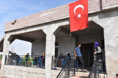 Ceylanpınar'da Şehit Olan 11 Yaşındaki Mazlum Toprağa Verildi