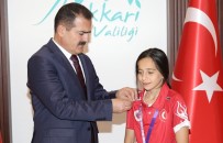 İDRIS AKBıYıK - Dünya Şampiyonu Tatlı'dan Vali Akıyık'a Ziyaret