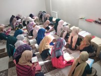 ALİ ÇETİNKAYA - Öğrenciler Fetih Suresi Okudu