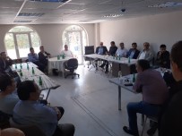 SÜRÜCÜ KURSU - Afyon Sürücü Kursları Birlik Ve Dayanışma Derneği İstişare Toplantıda Şuhut'ta Yapıldı