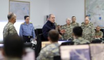KARA KUVVETLERİ KOMUTANI - Akar ve komutanlar harekat bölgesinde