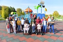 ENGELLİ ÇOCUK - Ankara Büyükşehir Belediyesi  Engelli Oyun Parkı Sayısını Artırıyor