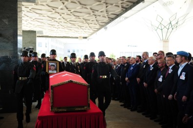 Barış Pınarı Harekâtı'nın ilk asker şehidi son yolculuğa uğurlandı