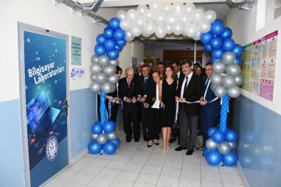 Merhum Şükrü Şankaya İsmi Verilen Okulda Anıldı