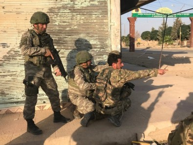 Milli Savunma Bakanlığı Açıklaması 'Kahraman Komandolarımız Rasulayn'da'