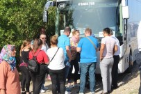 ÇOLAKLı - Tur Otobüslerinin Kazası Ucuz Atlatıldı