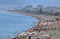 ALİ ŞAHİN - Antalya'nın Dünyaca Ünlü Sahili Ekim Ayında Tıklım Tıklım Doldu