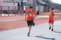 İBRAHİM GÜNDÜZ - Avrupa Yakası'nın En Büyük Çocuk Maratonu Başakşehir'de Gerçekleşti