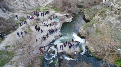 Dünyanın 2. Büyük Ve 394 Basamaklı Ihlara Vadisi'ne Ziyaretçi Akını