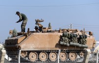 SURİYE ORDUSU - Türk Tankları Telabyad'a Girmek İçin Bekliyor