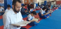 CAMİ İMAMI - Wushu Sporcuları Mehmetçik İçin Fetih Suresi Okudu
