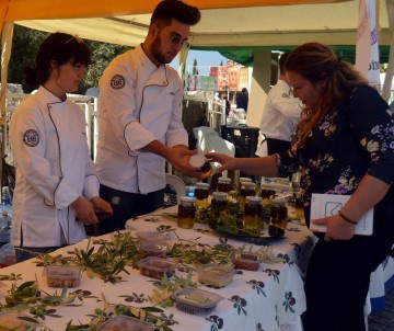 Zeytin Festivalinde Markalı Ürün Vurgusu