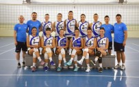 KADIN VOLEYBOL TAKIMI - Anadolu Üniversitesi Kadın Voleybol'dan Buruk Başlangıç