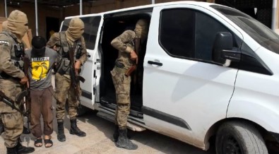 Azez'i Kana Bulayan PYD'li Teröristler Yakalandı