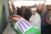İSMAIL ÇORUMLUOĞLU - Kalp Krizinden Ölen Antrenör Son Yolculuğuna Uğurlandı