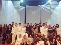 GÖKKAYA - 'Sui Generis Tiyatro', Yeni Sezona Güçlü Ve Hızlı Bir Şekilde Başladı