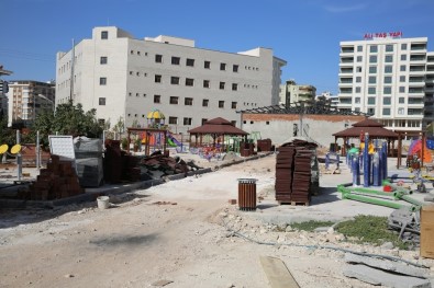 Karaköprü'de Engellilere Özel Parkta Sona Doğru