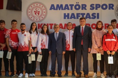 Kütahya'da Başarılı Sporculara Ödül