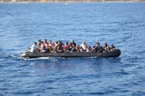 KÜÇÜKKUYU - Kuzey Ege'de 80 Düzensiz Göçmen Yakalandı