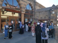 AHMED-I HANI - Muş Belediyesinden Öğrenciler İçin Kent Gezisi