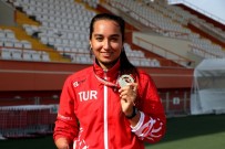 BADMINTON - (Özel) Türkiye'nin İlk Engelli Triatleti Olimpiyatlara Gitmek İstiyor